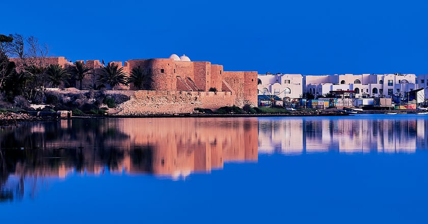 Dov’è il mare più bello in Tunisia? Le 5 Spiagge da Non Perdere